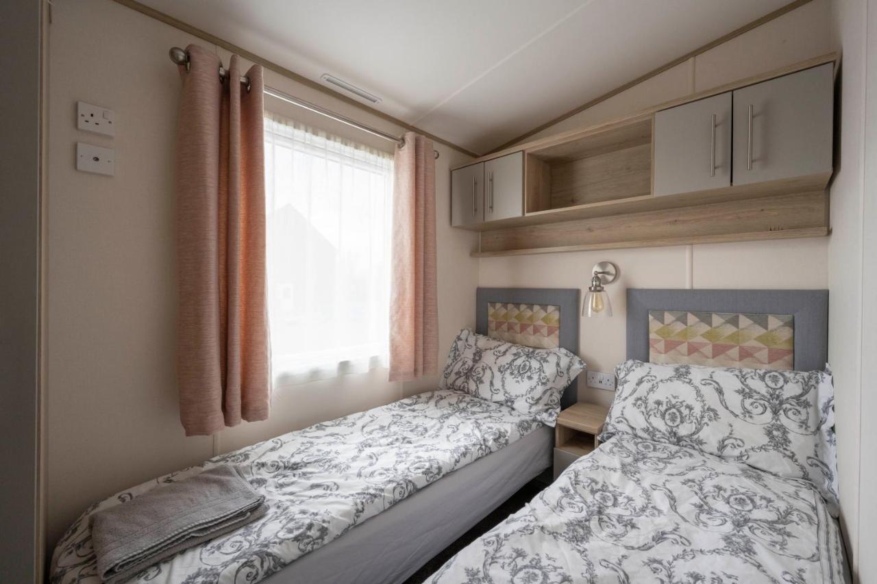 Hallcroft Fishery And Holiday Park Retford Eksteriør bilde
